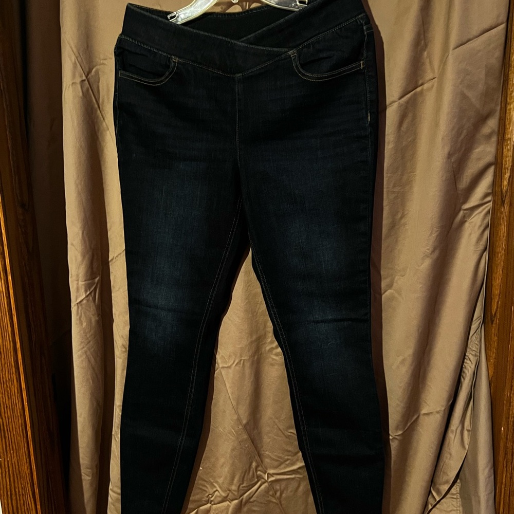 Dark Skinny pull on Jeggings.